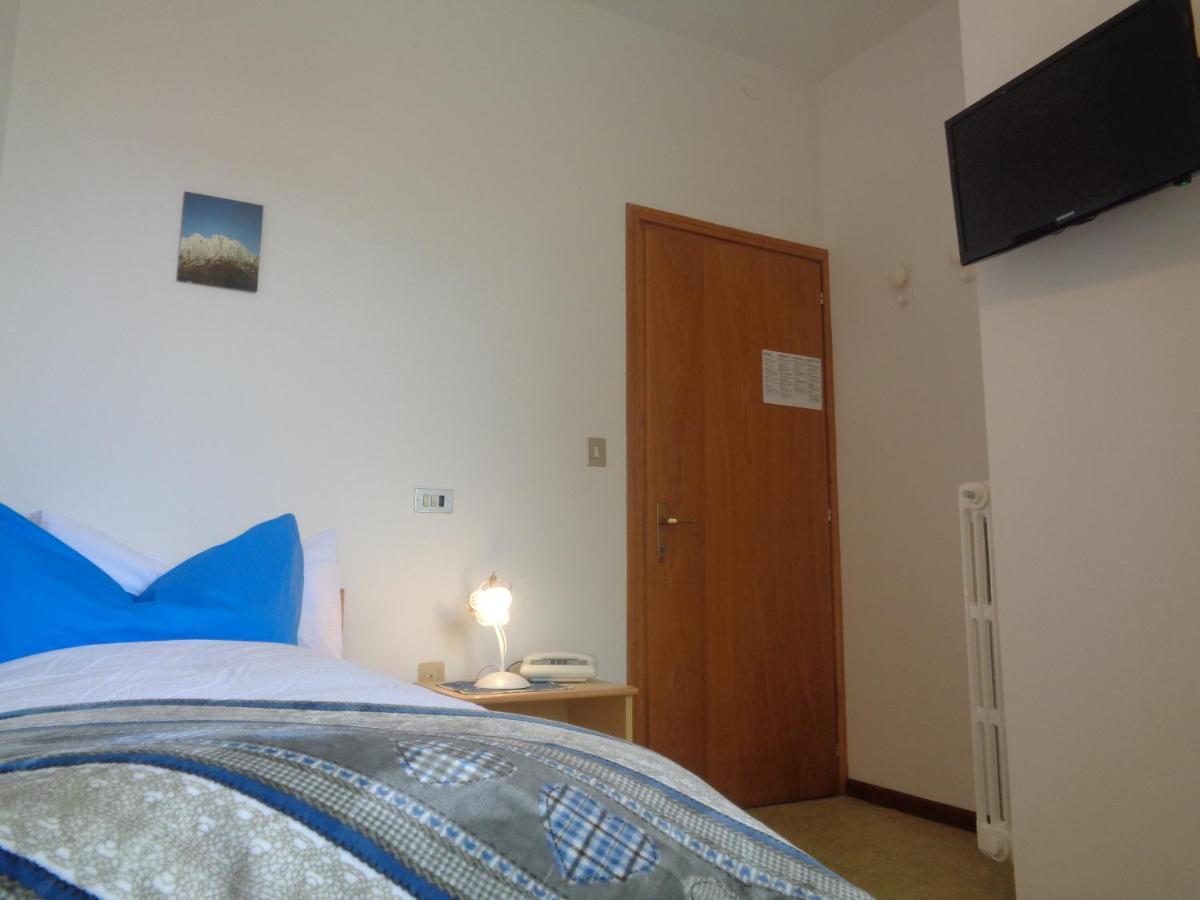 Hotel Garni Suisse San Martino Di Castrozza Exterior photo